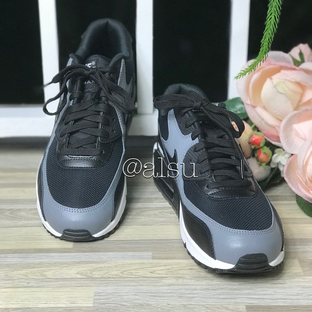 NWT Nike Air Max 90 Black WMNS - Picture 6 of 8